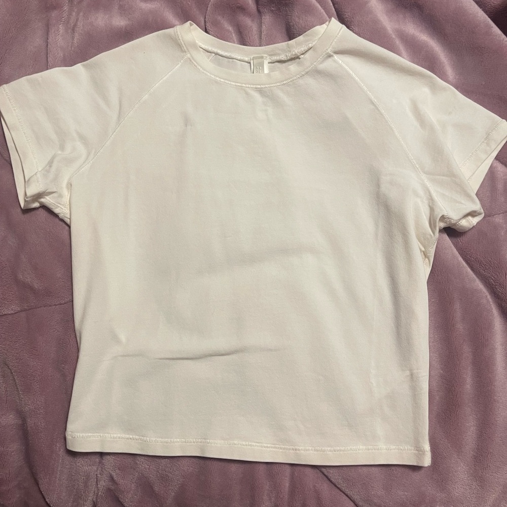 skims vintage raglan cropped shirt